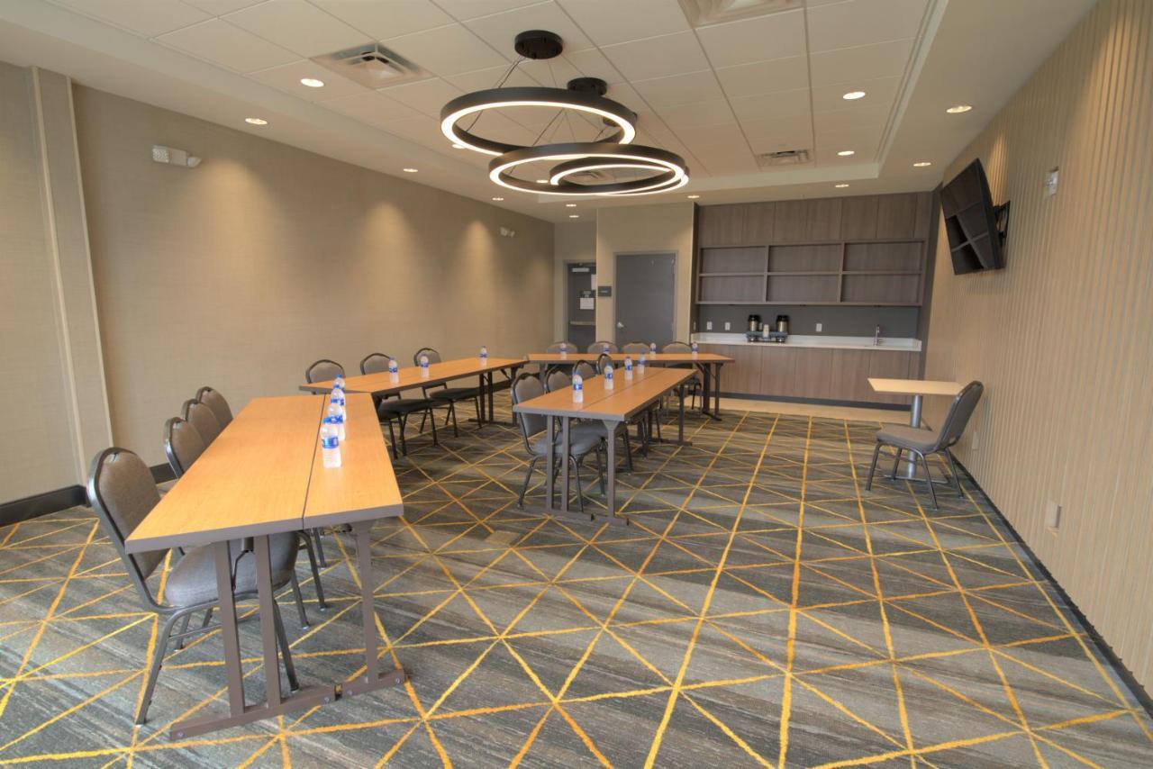 Holiday Inn & Suites - Hopkinsville - Convention Ctr By Ihg Bagian luar foto